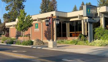 Umpqua Bank