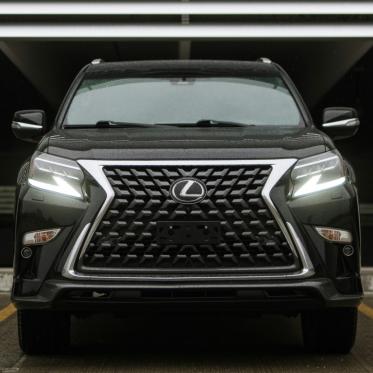 Comfort and Luxury in the Lexus RX450h Adventure-Ready